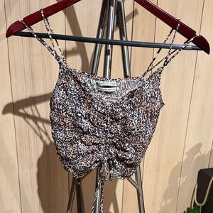 Urban Outfitters Leopard Print cropped top Sz Sm-Med